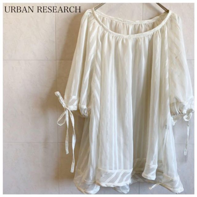 URBAN RESEARCH(アーバンリサーチ)のURBAN RESEARCH ブラウス トップス 透け感 ストライプ アイボリー レディースのトップス(シャツ/ブラウス(半袖/袖なし))の商品写真