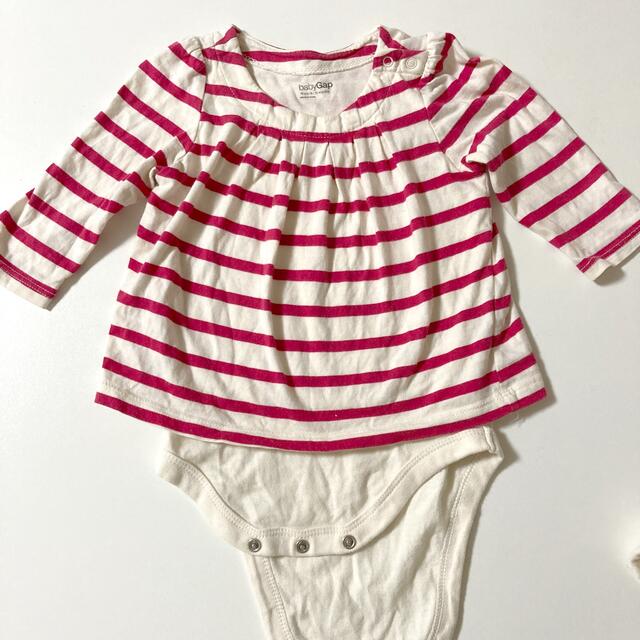 babyGAP(ベビーギャップ)のロンパース　3枚セット キッズ/ベビー/マタニティのベビー服(~85cm)(ロンパース)の商品写真