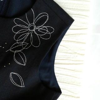 familiar - ⭐新品⭐ タグ付き ファミリア ワンピース サイズ130の通販