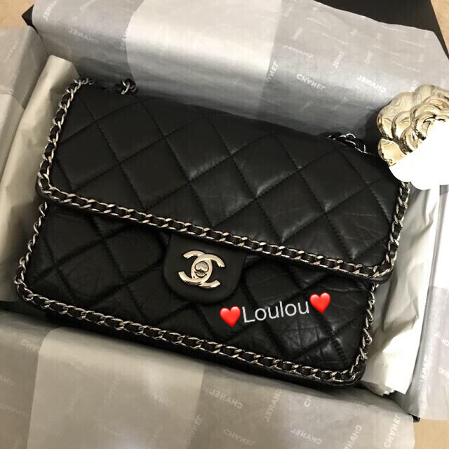 CHANEL(シャネル)のCHANEL❤️激レア💛国内入荷2点💙Wチェーン❤️黒 レディースのバッグ(ショルダーバッグ)の商品写真