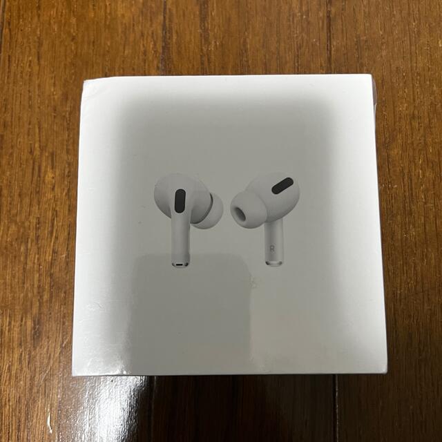 AirPods proAirPodsPro