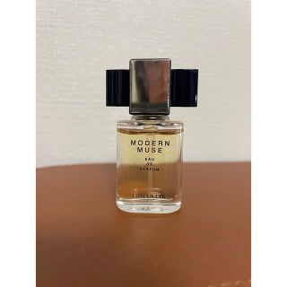 エスティローダー(Estee Lauder)のESTEE LAUDER MODERN MUSE EAU DE PARFUM(香水(女性用))