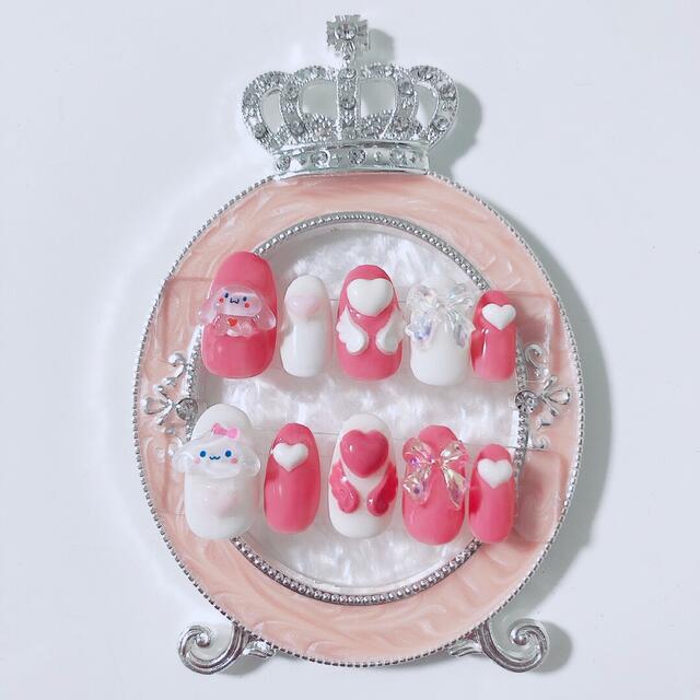 シナモンロール　ネイルチップ　ピンク　春ネイル コスメ/美容のネイル(つけ爪/ネイルチップ)の商品写真