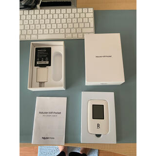 ラクテン(Rakuten)の楽天モバイル　WiFiルーター　WiFi Pocket R310 ホワイト(PC周辺機器)