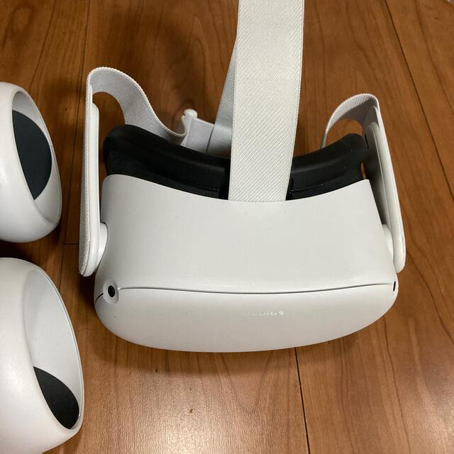 Google(グーグル)のOculus Quest 2 オキュラスクエスト2  128GB スマホ/家電/カメラのPC/タブレット(PC周辺機器)の商品写真