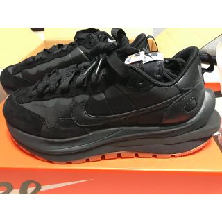 ナイキ(NIKE)のsacai × Nike Vapor Waffle "Black Gum"(スニーカー)