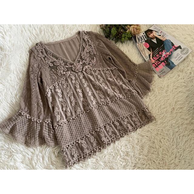 GRACE CONTINENTAL(グレースコンチネンタル)の♡グレースコンチネンタル　フラワーレースカットソー♡ レディースのトップス(カットソー(長袖/七分))の商品写真