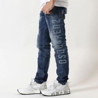 ディースクエアード(DSQUARED2)のDSQUARED2  デニム COOL GUY JEAN 美品 50(デニム/ジーンズ)