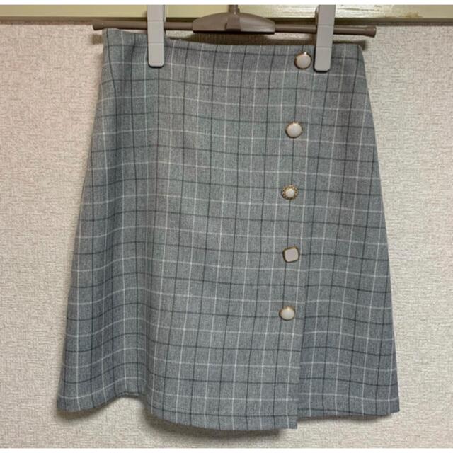 INGNI(イング)のINGNI アソートボタンチェック柄 台形スカート レディースのスカート(ひざ丈スカート)の商品写真