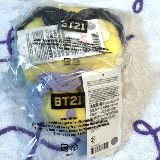 BT21(ビーティーイシビル)のBT21minini chimmy ポーチ&AirPodsケース エンタメ/ホビーのタレントグッズ(アイドルグッズ)の商品写真