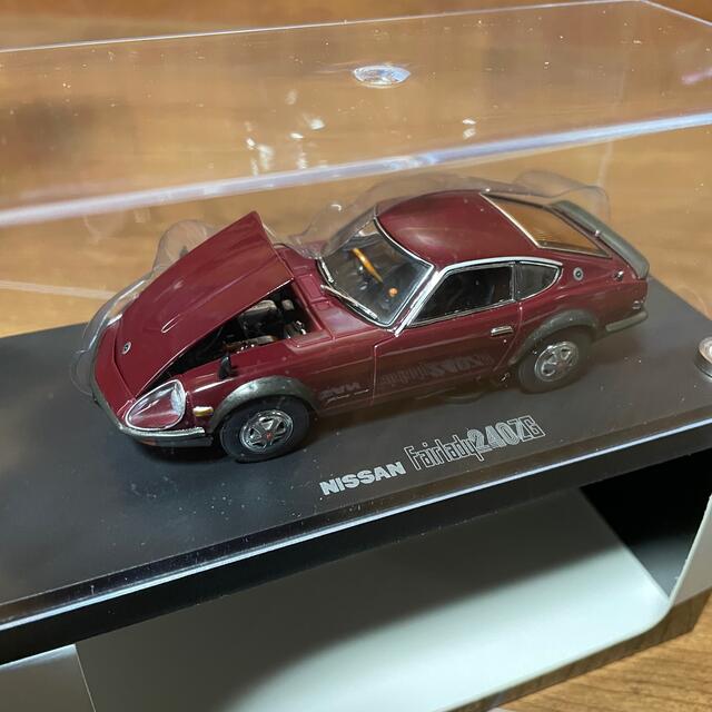 世界的に 新品未展示品 京商 1/43 日産 フェアレディ240ZG Maroon ミニカー