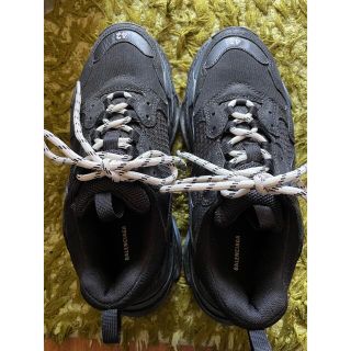 バレンシアガ(Balenciaga)の3%クーポン使えます箱付属品ありBALENCIAGA Triple S ブラック(スニーカー)