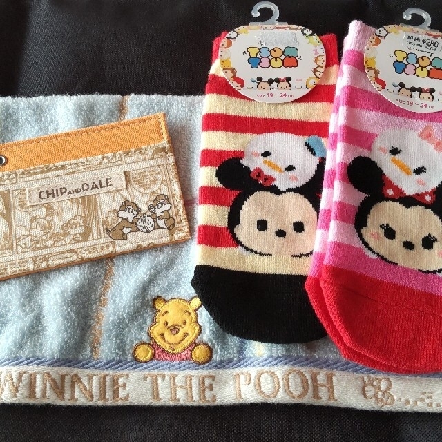 Disney(ディズニー)のディズニー福助靴下ミッキーミニー　オマケ付 レディースのレッグウェア(ソックス)の商品写真