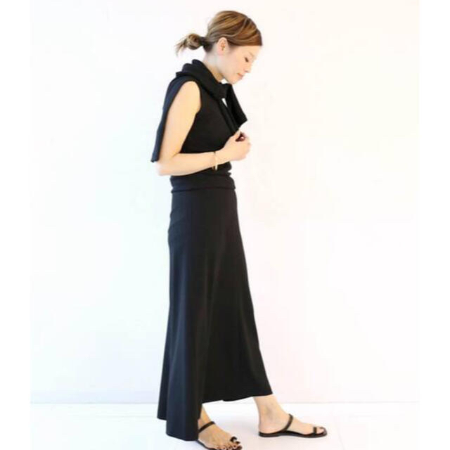 DEUXIEME CLASSE - タグ付き新品⭐︎バックサテンフレアスカート