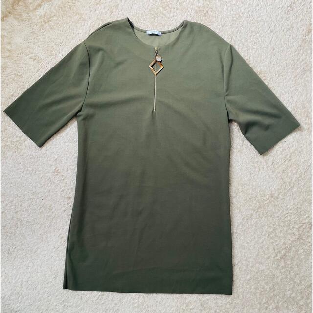 ZARA(ザラ)のZARA カットソー　サイズEUR/USA L レディースのトップス(シャツ/ブラウス(長袖/七分))の商品写真