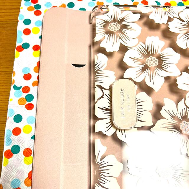 kate spade new york(ケイトスペードニューヨーク)の【iPad 10.2(第7/8世代)】kate spade iPadケース スマホ/家電/カメラのスマホアクセサリー(iPadケース)の商品写真