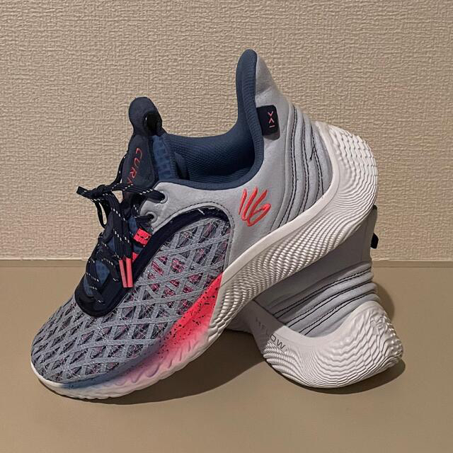 CURRY 9