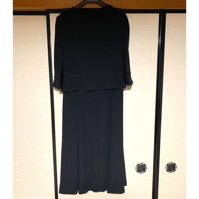 YUKI TORII INTERNATIONAL(ユキトリイインターナショナル)の礼服　　7号　（YUKI TORII） レディースのフォーマル/ドレス(礼服/喪服)の商品写真
