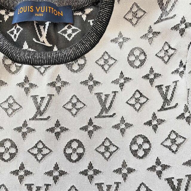 LOUIS VUITTON(ルイヴィトン)の美品　LOUIS VUITTON  モノグラム柄　ラメ　トップス　sizeL レディースのトップス(Tシャツ(半袖/袖なし))の商品写真