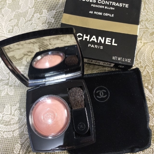 CHANEL(シャネル)の美品  ♡CHANEL チーク 46♡  レア物  人気色《廃番品》 コスメ/美容のベースメイク/化粧品(チーク)の商品写真