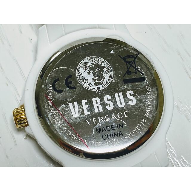 VERSUS(ヴェルサス)の◆激レア◆ヴェルサーチ◆ヴェルサス◆メンズ◆ホワイト◆腕時計◆ メンズの時計(腕時計(アナログ))の商品写真