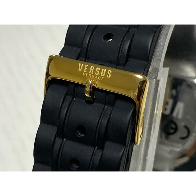 VERSUS(ヴェルサス)の◆激レア◆ヴェルサーチ◆ヴェルサス◆ブラック◆ゴールド◆メンズ 腕時計 メンズの時計(腕時計(アナログ))の商品写真