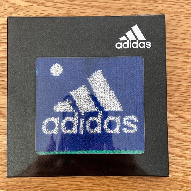 adidas(アディダス)の新品☆adidas☆アディダス☆ハンドタオル☆ハンカチ メンズのファッション小物(ハンカチ/ポケットチーフ)の商品写真