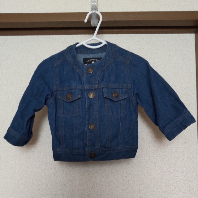 F.O.KIDS(エフオーキッズ)のアプレレクール　ノーカラーデニムジャケット キッズ/ベビー/マタニティのキッズ服女の子用(90cm~)(ジャケット/上着)の商品写真