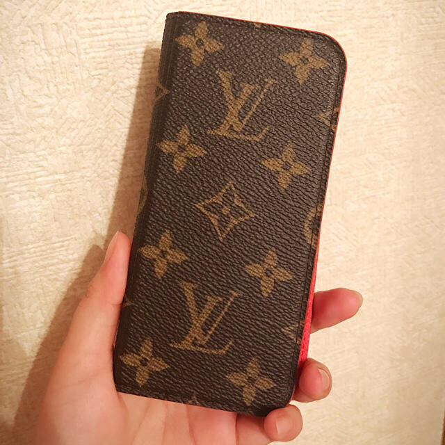 LOUIS VUITTON(ルイヴィトン)のiPhone 6 ケース Red スマホ/家電/カメラのスマホアクセサリー(iPhoneケース)の商品写真