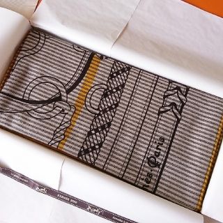 エルメス(Hermes)の最終価格エルメス20'SS乗馬の装具一式カシシル(バンダナ/スカーフ)