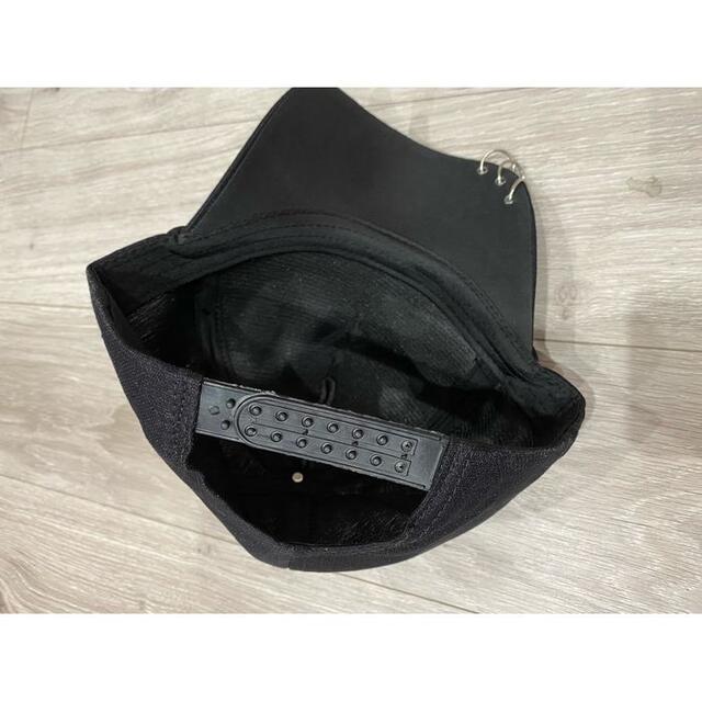 韓国CAP ブラック黒 メンズ 4連クロスオシャレ 3連リング付きユニセックス
