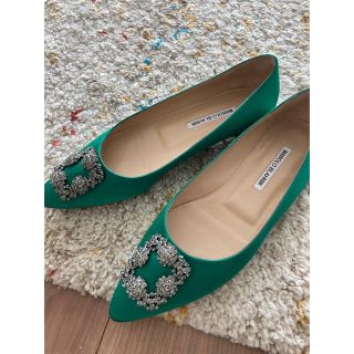 マノロブラニク(MANOLO BLAHNIK)の気に入っていただいた方へ。箱あり。マノロブラニクフラットパンプス40(ハイヒール/パンプス)