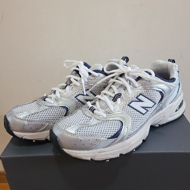 【美品】MR530KA  23cm ニューバランス　new balance