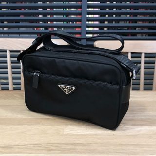 プラダ(PRADA)のゆ様の 新品同様 プラダ カメラバッグ 斜め掛けショルダーバッグ ユニセックス (ショルダーバッグ)