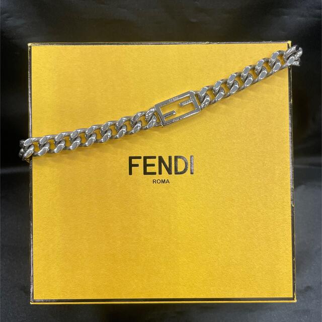 人気★ FENDI フェンディ ネックレス バゲット アクセサリー メタル