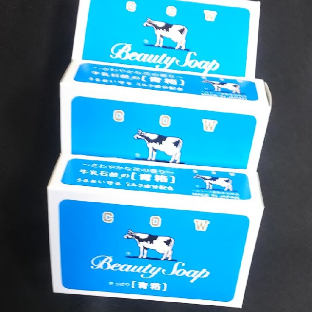 COW(カウブランド)の牛乳石鹸 30個まとめ買い（6入 ×5箱） コスメ/美容のボディケア(ボディソープ/石鹸)の商品写真