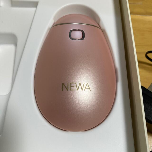 NEWA LIFTニューアリフト 美品 スマホ/家電/カメラの美容/健康(フェイスケア/美顔器)の商品写真