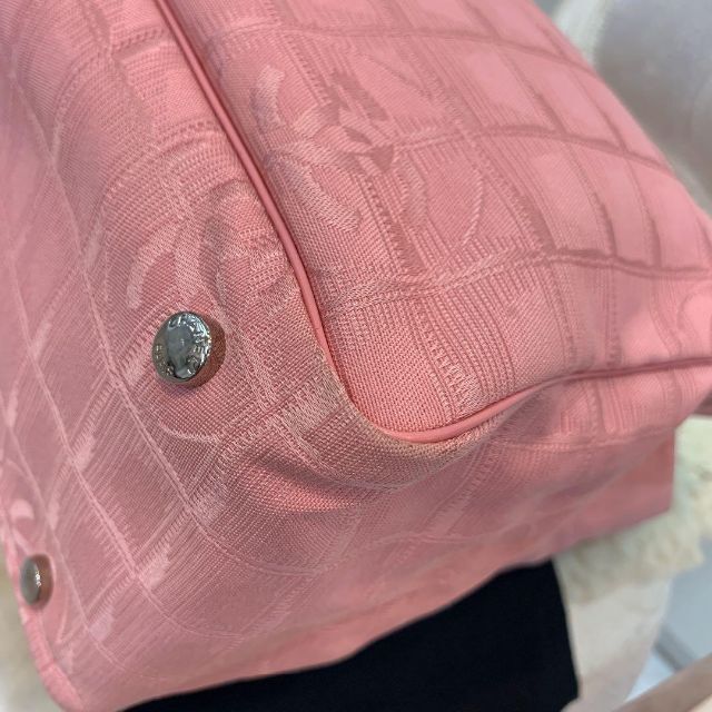 CHANEL(シャネル)の☆美品☆CHANEL シャネル ニュートラベルライン トートバッグMM ピンク レディースのバッグ(トートバッグ)の商品写真