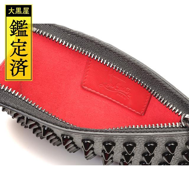 Christian Louboutin(クリスチャンルブタン)のルブタン　Credilou　スタッズ　コイン・カードケース　ブラック　【430】 メンズのファッション小物(コインケース/小銭入れ)の商品写真