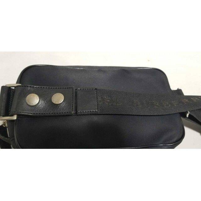 美品 バーバリーブラックレーベル チェック柄ウエストバッグ ボディバッグ 黒色 美品 バーバリーブラックレーベル チェック柄ウエストバッグ ボディバッグ 黒色