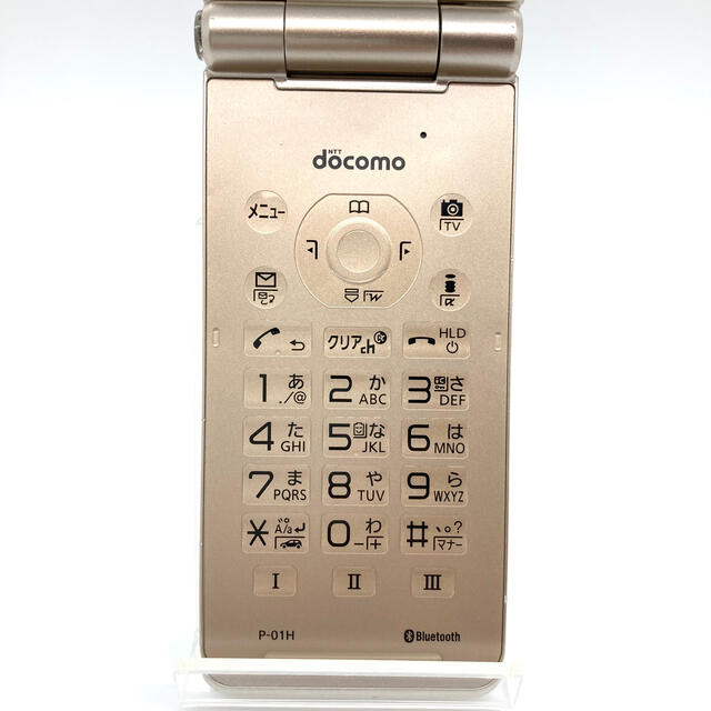 Panasonic(パナソニック)の専用 2台 docomo P-01H ゴールドFOMA  3G スマホ/家電/カメラのスマートフォン/携帯電話(携帯電話本体)の商品写真