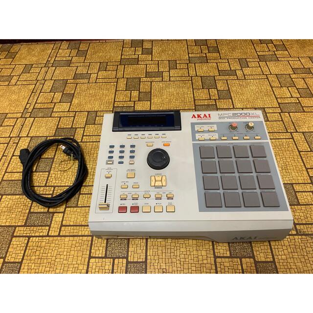 【ビンテージサンプラー】 AKAI MPC2000XL 楽器のDTM/DAW(MIDIコントローラー)の商品写真