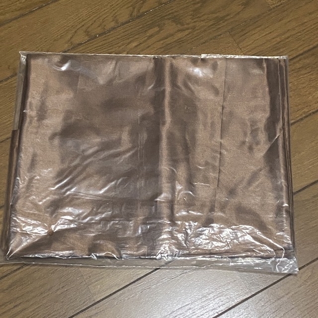 ２枚セット シルク枕カバー類似 封筒式 美肌 美髪 滑らかな コーヒー インテリア/住まい/日用品の寝具(シーツ/カバー)の商品写真