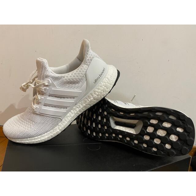 adidas(アディダス)の値下げ★adidas ウルトラブースト26cm ⭐︎新品タグ付き⭐︎ メンズの靴/シューズ(スニーカー)の商品写真