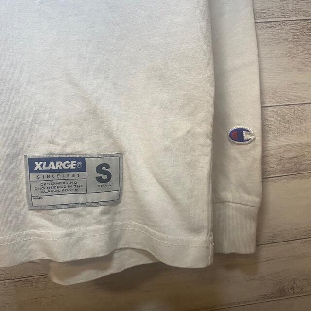 XLARGE(エクストララージ)のX-Large×チャンピオン　コラボ長袖Tシャツ　ロンT  ホワイト メンズのトップス(Tシャツ/カットソー(七分/長袖))の商品写真