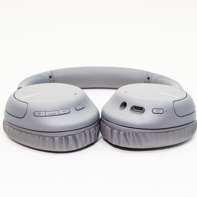 SONY(ソニー)のSONY BluetoothノイズキャンセリングWH-CH710N 限定色グレー スマホ/家電/カメラのオーディオ機器(ヘッドフォン/イヤフォン)の商品写真