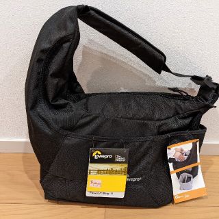 新品未使用　Lowepro ショルダーバッグ パスポート スリング3(ショルダーバッグ)