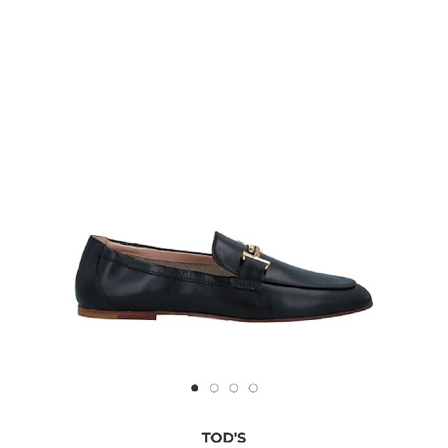 TOD'S(トッズ)のグリコ様【トッズ】黒ローファー　ゴールド　35(22cm)　未使用品 レディースの靴/シューズ(ローファー/革靴)の商品写真