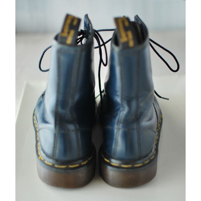 Dr.Martens(ドクターマーチン)のドクターマーチン　ブルー　８ホール UK4 レディースの靴/シューズ(ブーツ)の商品写真