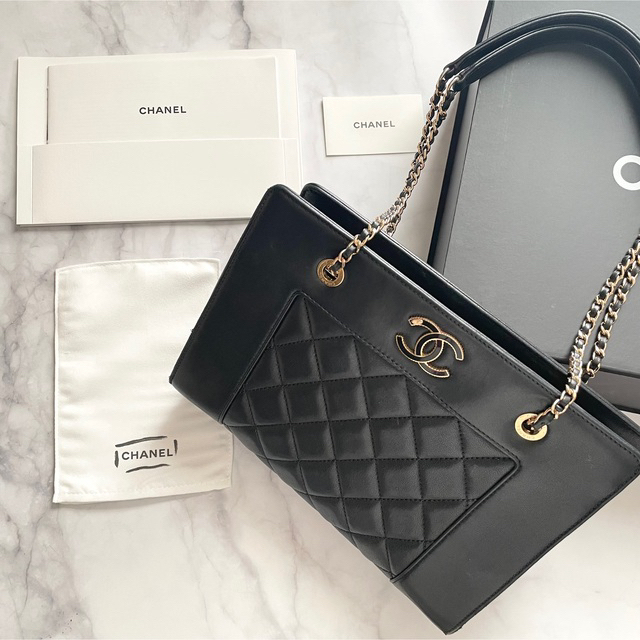 CHANEL ★ ハンドバッグ　トートバッグ